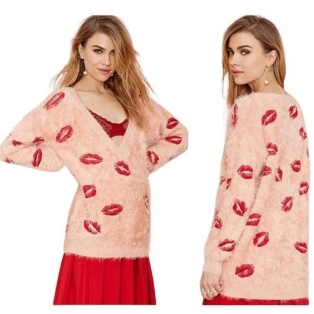 Nasty‎ Gal Fuzzy Peach Knit Lip Kiss Print V Neck Sweater Small Valentines